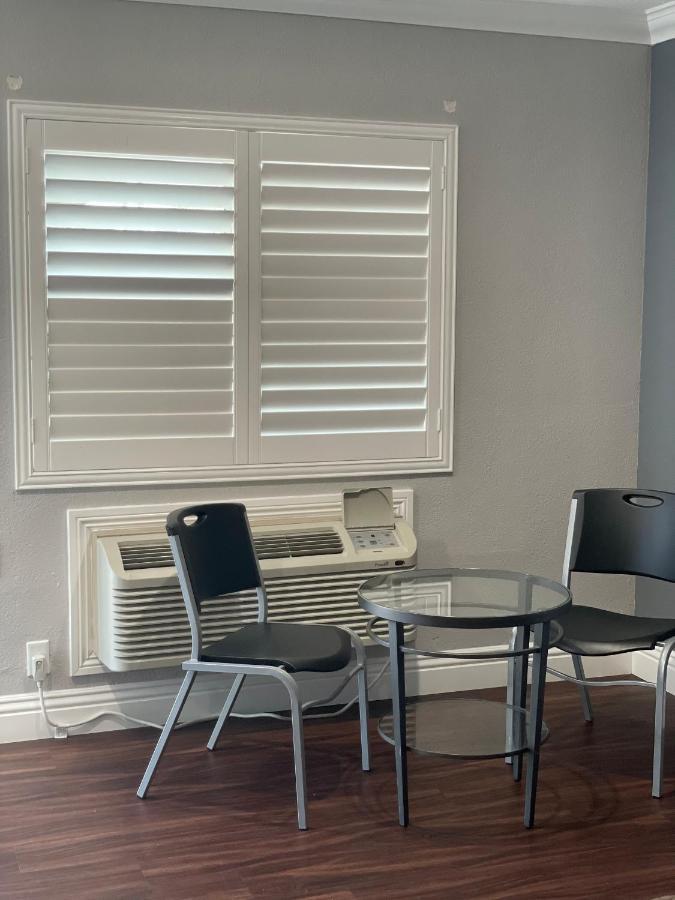 أنهايم Legacy Inn & Suites المظهر الخارجي الصورة